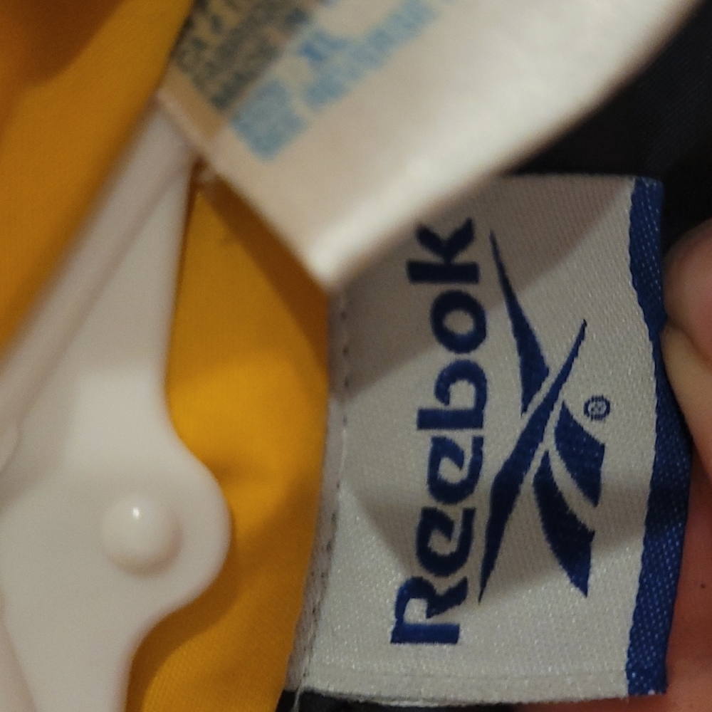 Vintage Reebok Jacket - Picture 5 of 6